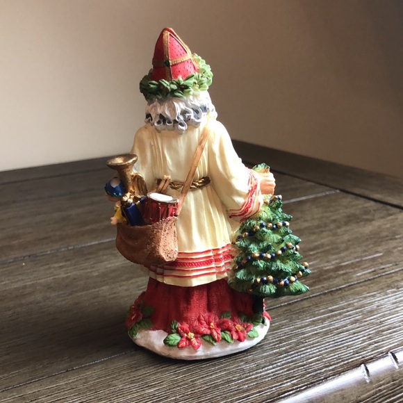 Bishop Nicholas of Myra 1999 Figurine, International Resources - Picture 3 of 7